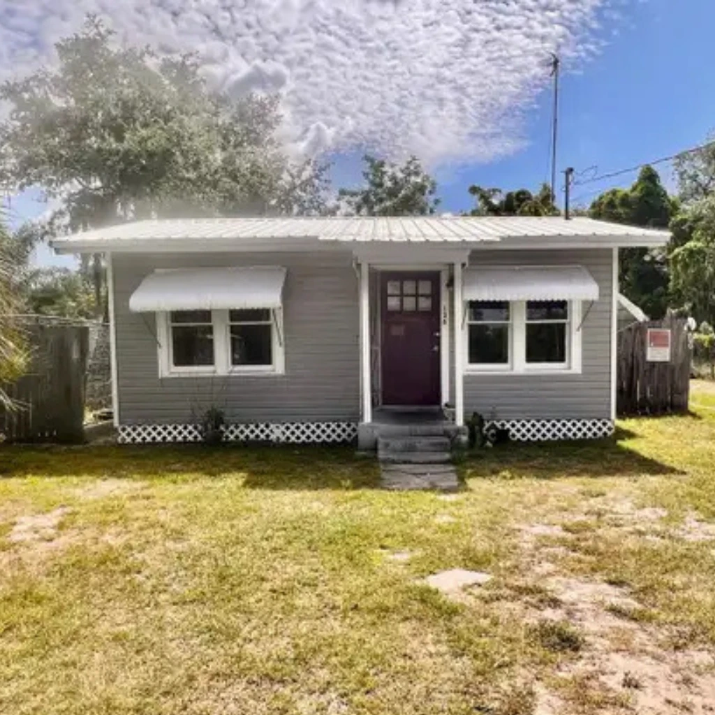 Older home in Lakeland Fl that needs repairs — sell as-is for cash without fixing anything older home for sale as is in Lakeland